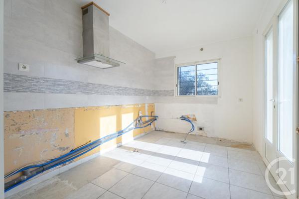 Maison à vendre  4 pièces - 108 m2 LORGUES - 83