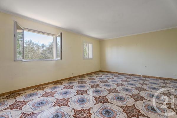 Maison à vendre  4 pièces - 108 m2 LORGUES - 83