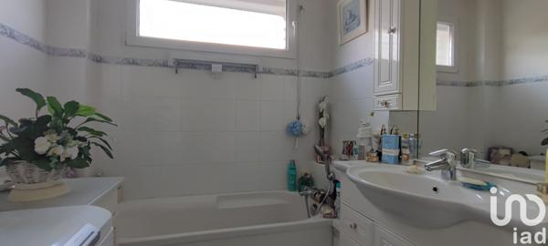 Appartement à vendre 2 pièces 64 m² Croix