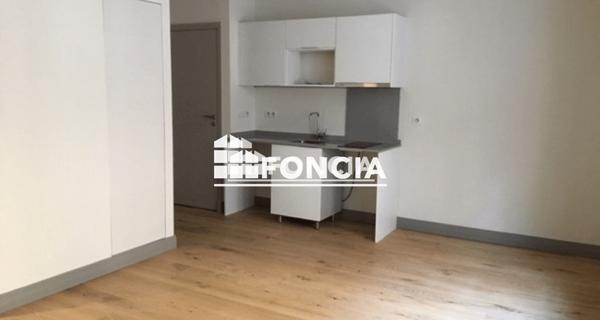 Location Studio 27.6 m² - Sète 34200