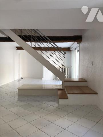 CHALONS EN CHAMPAGNE (51000) secteur des Ursuline, maison de type 6 avec jardin et garage 