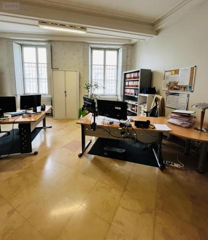 Fonds et/ou murs commerciaux à vendre à Dole dans le Jura (39100), ref : 39033-2536
