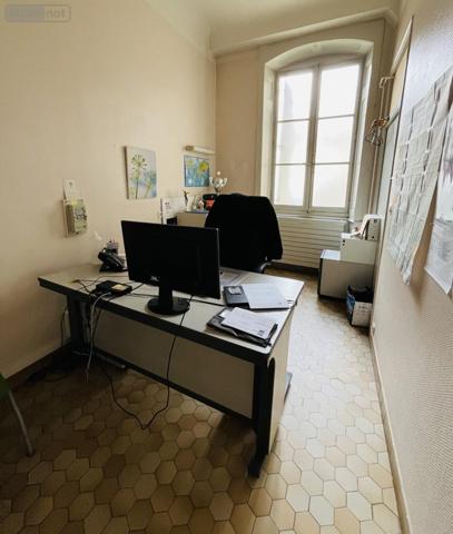 Fonds et/ou murs commerciaux à vendre à Dole dans le Jura (39100), ref : 39033-2536