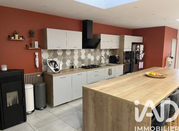 Maison à vendre 5 pièces 120 m² Saint-Amand-les-Eaux