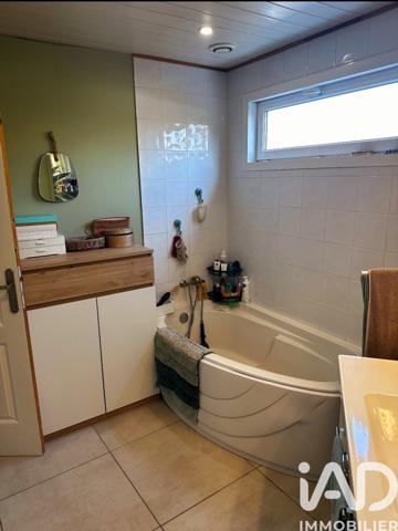 Maison à vendre 5 pièces 120 m² Saint-Amand-les-Eaux