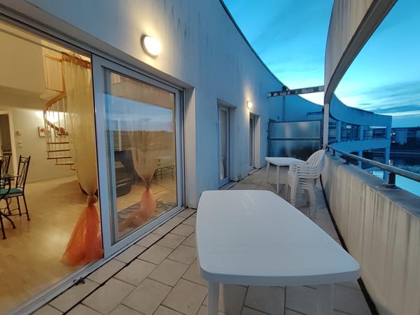 La Rochelle (17000) Rare aux Minimes – T5 104 M², 3 chambres, terrasse 20 m², vue lac
