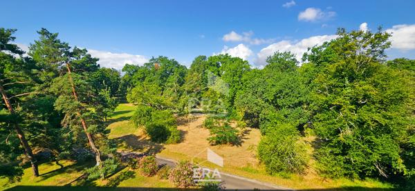 BLANQUEFORT CENTRE - Appartement rénové 84 m² + terrasses - Traversant Est/Ouest