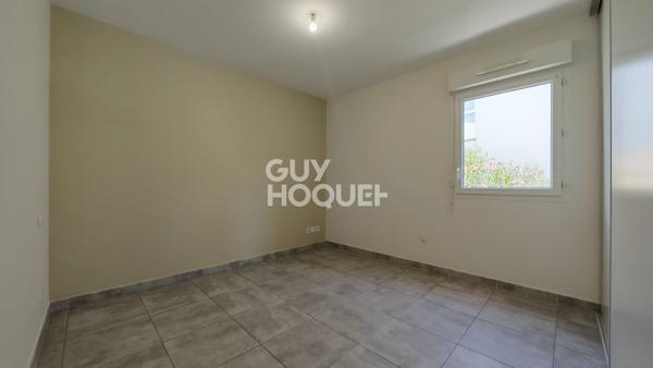 CANOHES Charmant T2 de 43 m² lumineux avec terrasse et 2 places de parking fermé.
