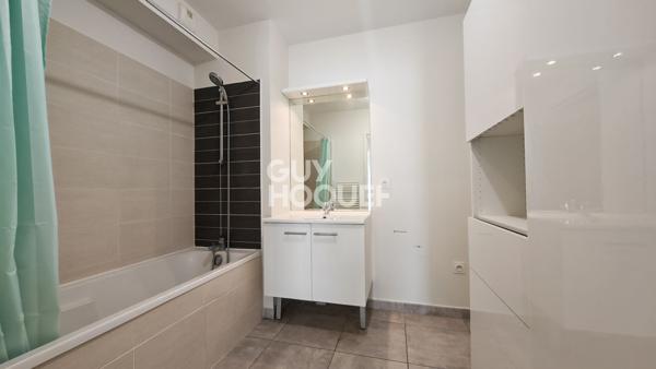 CANOHES Charmant T2 de 43 m² lumineux avec terrasse et 2 places de parking fermé.