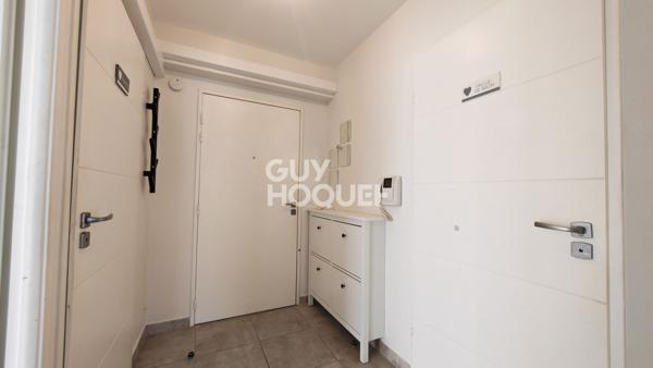 CANOHES Charmant T2 de 43 m² lumineux avec terrasse et 2 places de parking fermé.