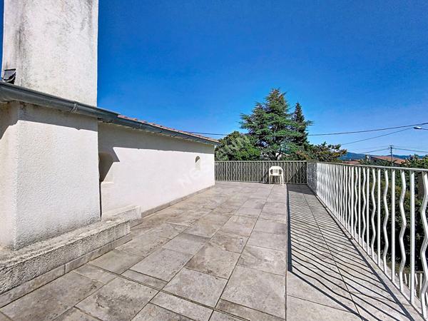 Exclusivité NESTENN Sisteron - Superbe Maison 6 pièces avec grand séjour et environnement privilégié
