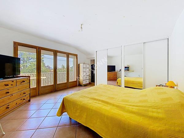 Exclusivité NESTENN Sisteron - Superbe Maison 6 pièces avec grand séjour et environnement privilégié