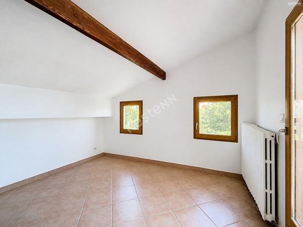 Exclusivité NESTENN Sisteron - Superbe Maison 6 pièces avec grand séjour et environnement privilégié