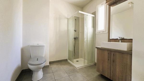 Maison T4 de 80 m² à Bassens