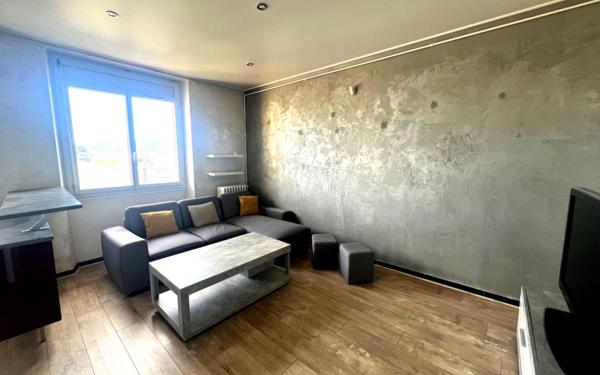 Appartement à vendre    3 pièces • 58,89 m2 Marseille 10