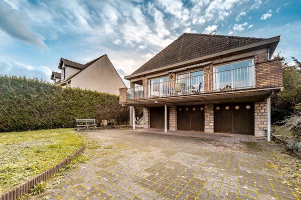 Maison à vendre 8 pièces RIS ORANGIS (91)