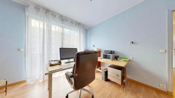 Maison à vendre 8 pièces RIS ORANGIS (91)