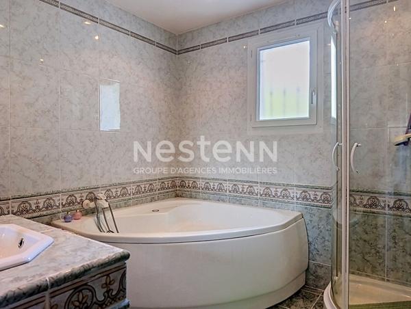 Maison 6 pièces avec piscine à vendre à Saint Vallier de Thiey