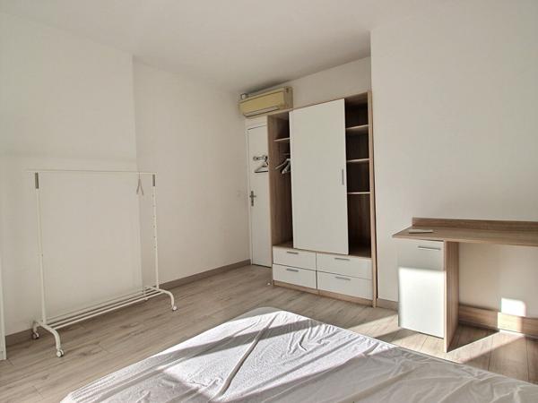 Superbe appartement meublé 4 pièces à louer  Colocation possible au coeur d'Avignon