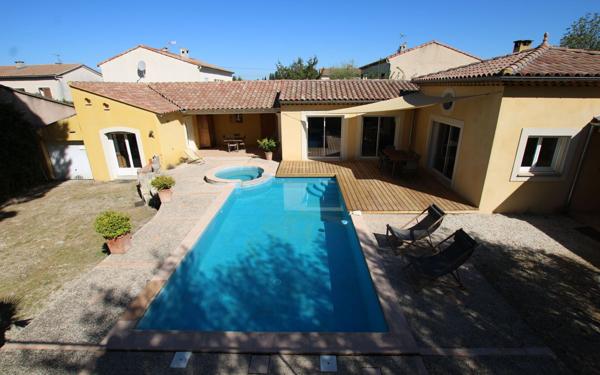 Maison à vendre    5 pièces •  Morières-lès-Avignon