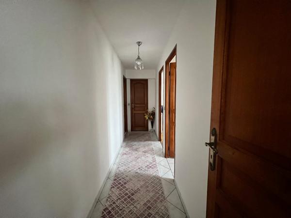 Maison Verneuil D Avre Et D Iton 7 pièce(s) 200 m2