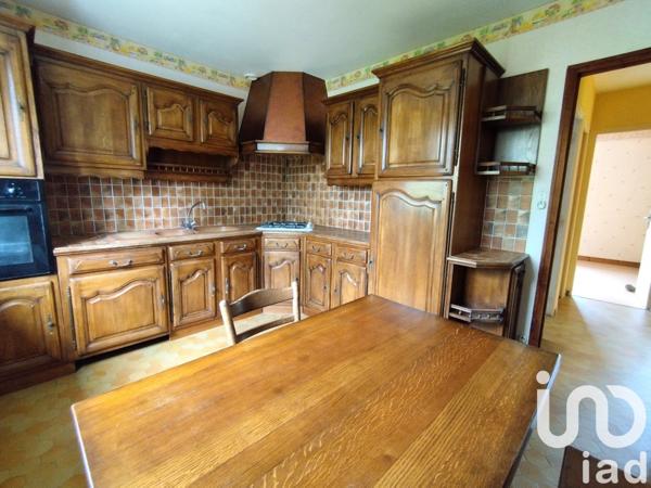 Maison 5 pièces de 130 m² à Cormenon (41170)