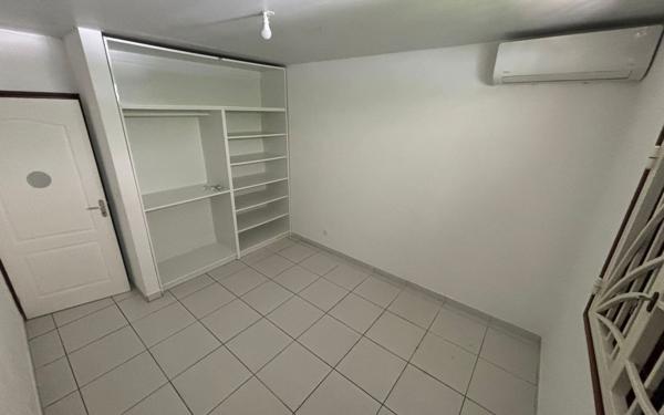 Maison à louer    4 pièces • 86 m2 Remire-Montjoly