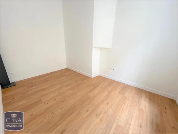 Appartement à louer 3 pièces 61.98m² Laon (02000)