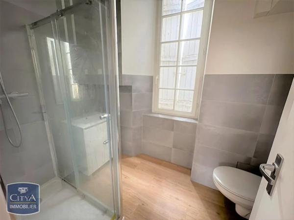 Appartement à louer 3 pièces 61.98m² Laon (02000)