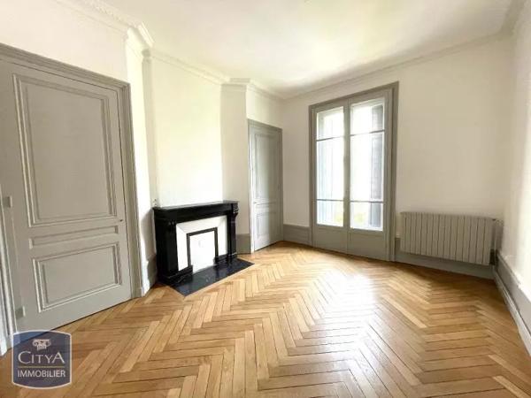 Appartement à louer 2 pièces 68.85m²