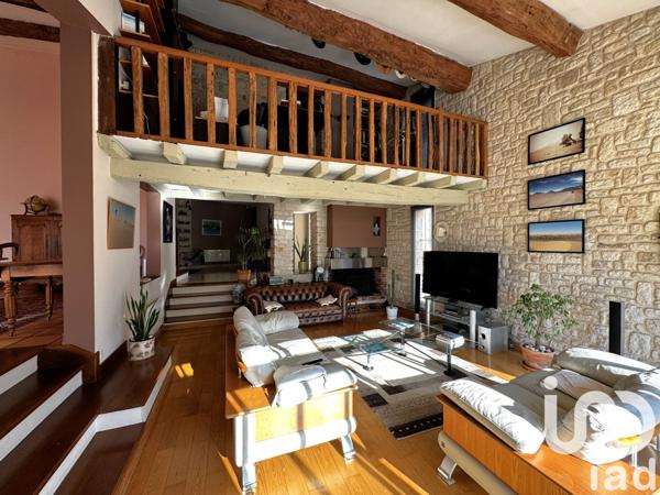 Maison à vendre 10 pièces 288 m² Fontenay-le-Comte