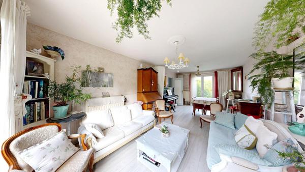 Maison Meulan En Yvelines 104 m², 4 chambres.