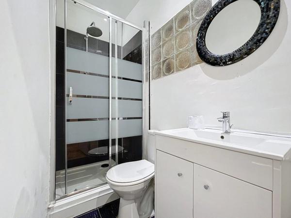 Charmant duplex avec toit terrasse
