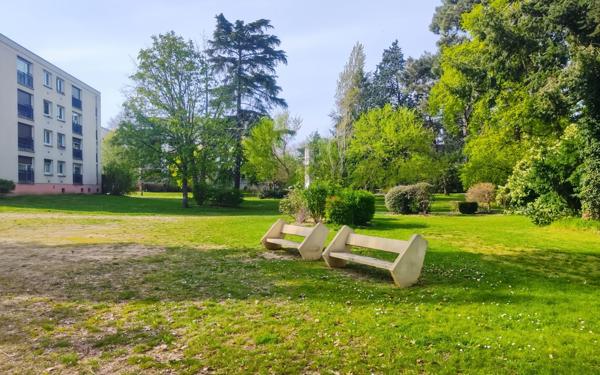 Appartement à vendre    1 pièce • 25,47 m2 Olivet