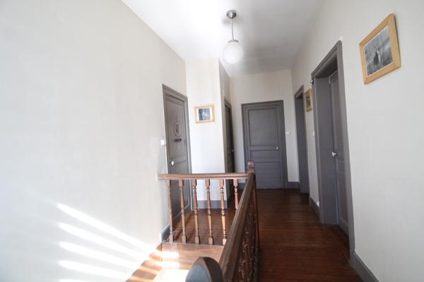 Maison de Bourg à Vendre 3 ou 4 chambres