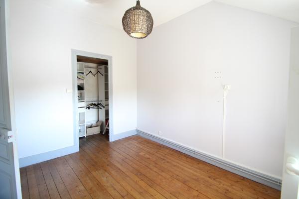 Maison de Bourg à Vendre 3 ou 4 chambres