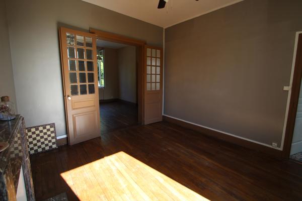 Maison de Bourg à Vendre 3 ou 4 chambres
