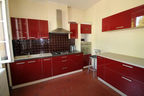 Maison de Bourg à Vendre 3 ou 4 chambres