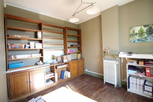Maison de Bourg à Vendre 3 ou 4 chambres