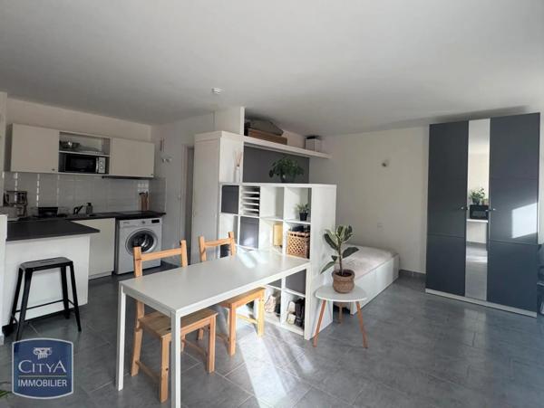 Appartement à louer 1 pièce 30.7m²