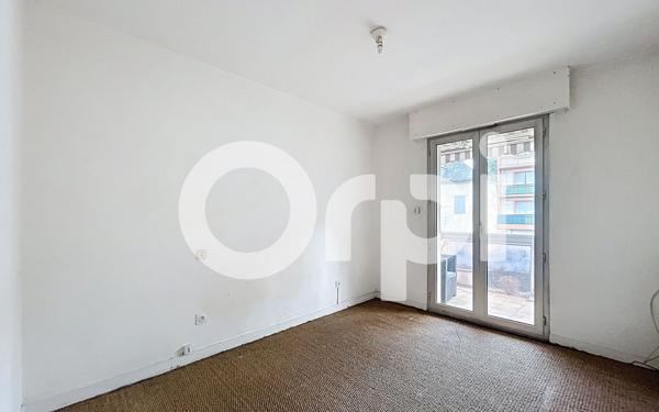 Appartement à vendre    2 pièces •  Brive-la-Gaillarde