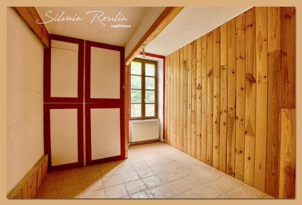 T4 en duplex de 92 m2 au centre de Bourg-Saint-Andéol