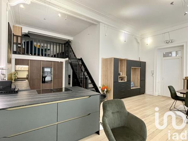 Appartement 4 pièces de 82 m² à Lons-le-Saunier (39000)