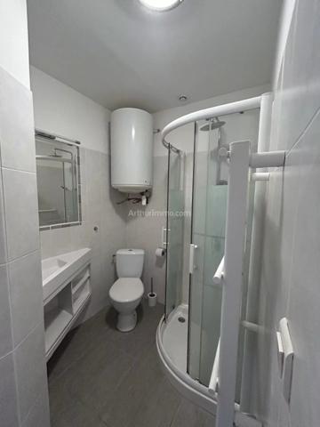 Location                                                      Studio
                        
                     1 pièces                      15 m2                     à Martigues
