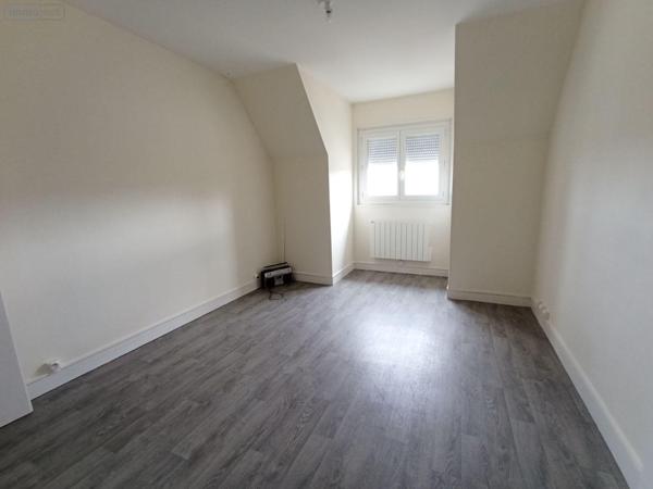 Local mixte (Pro/Hab) à vendre à Condé-en-Normandie dans le Calvados (14110), ref : 14085-3663