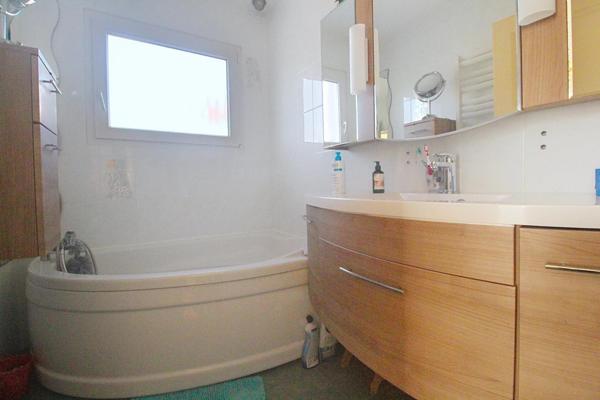 Maison de 220 M² sur 24 ares de terrain