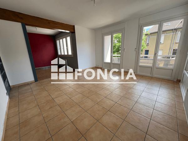Location Appartement 2 pièces 63.07 m² - 51 RUE DE JARLARD Albi 81000