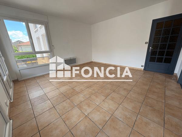 Location Appartement 2 pièces 63.07 m² - 51 RUE DE JARLARD Albi 81000