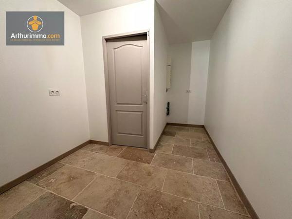 Location                                                      Maison
                        
                     2 pièces                      117 m2                     à Le Mas-d'Agenais