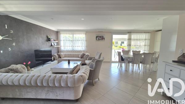 Appartement à vendre 5 pièces 118,4 m² Villers-le-Lac